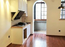 2BR Lane House for rent